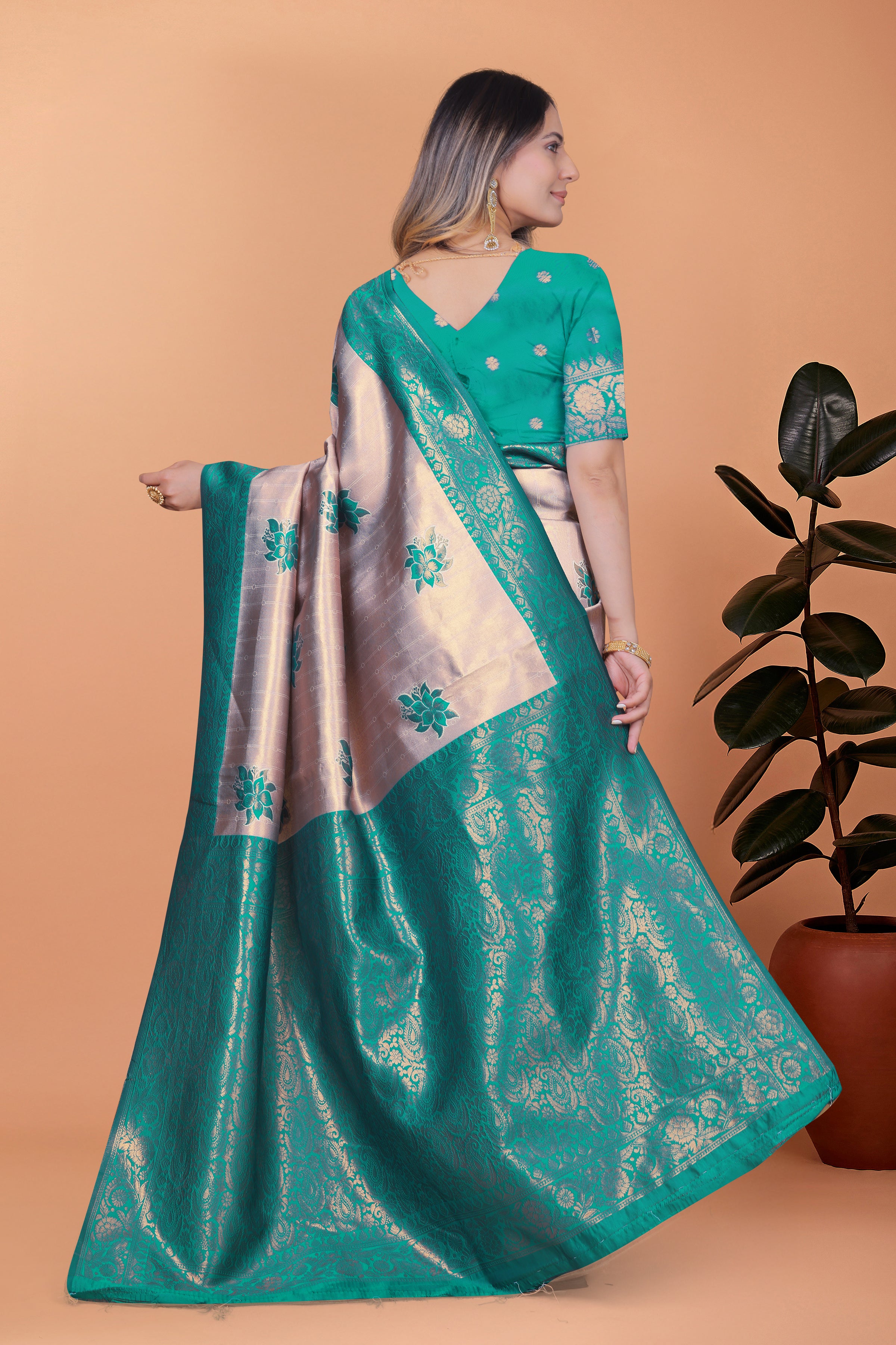 Banarasi Silk Saree with Lotus Motifs with 8 color option 🌺✨