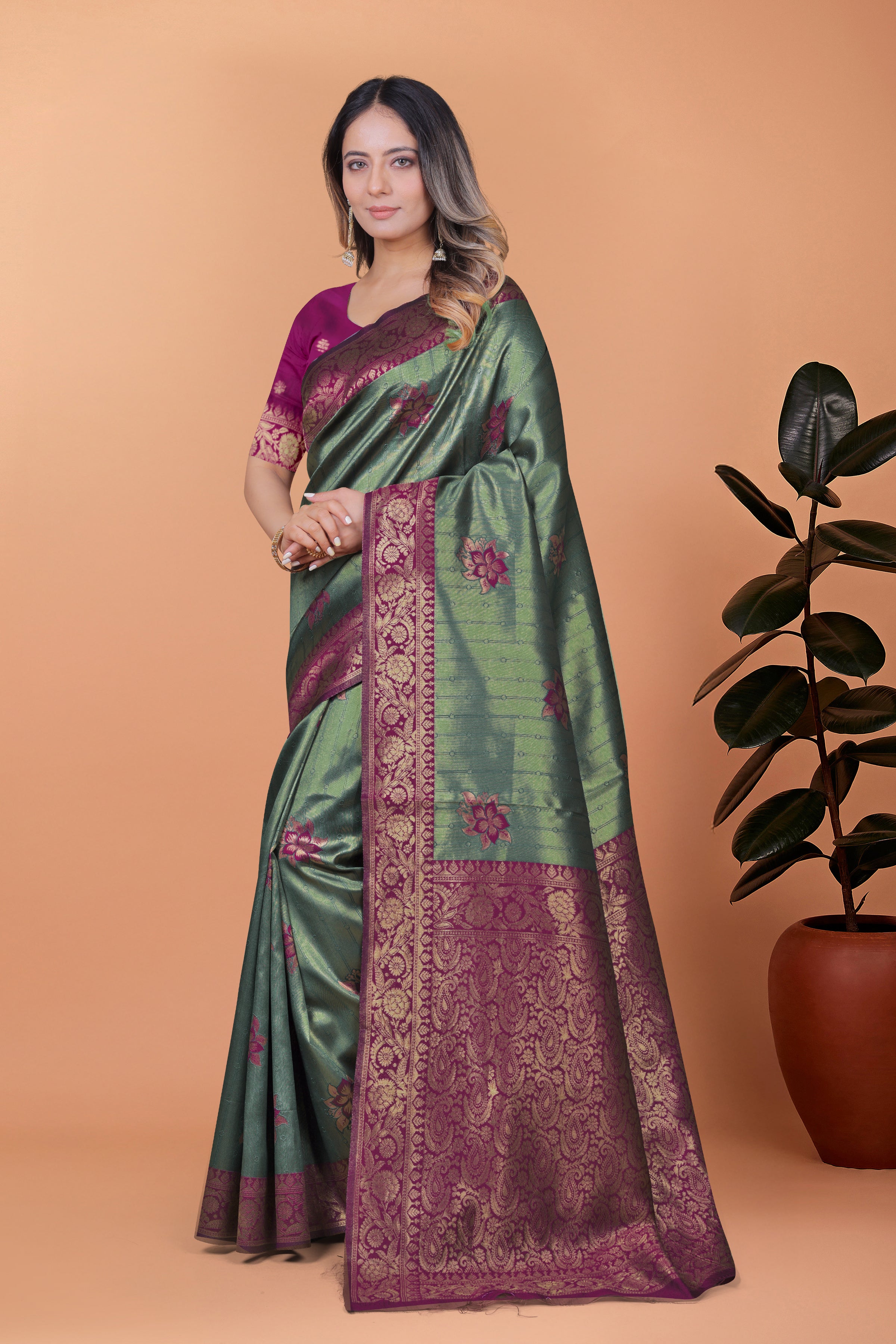 Banarasi Silk Saree with Lotus Motifs with 8 color option 🌺✨