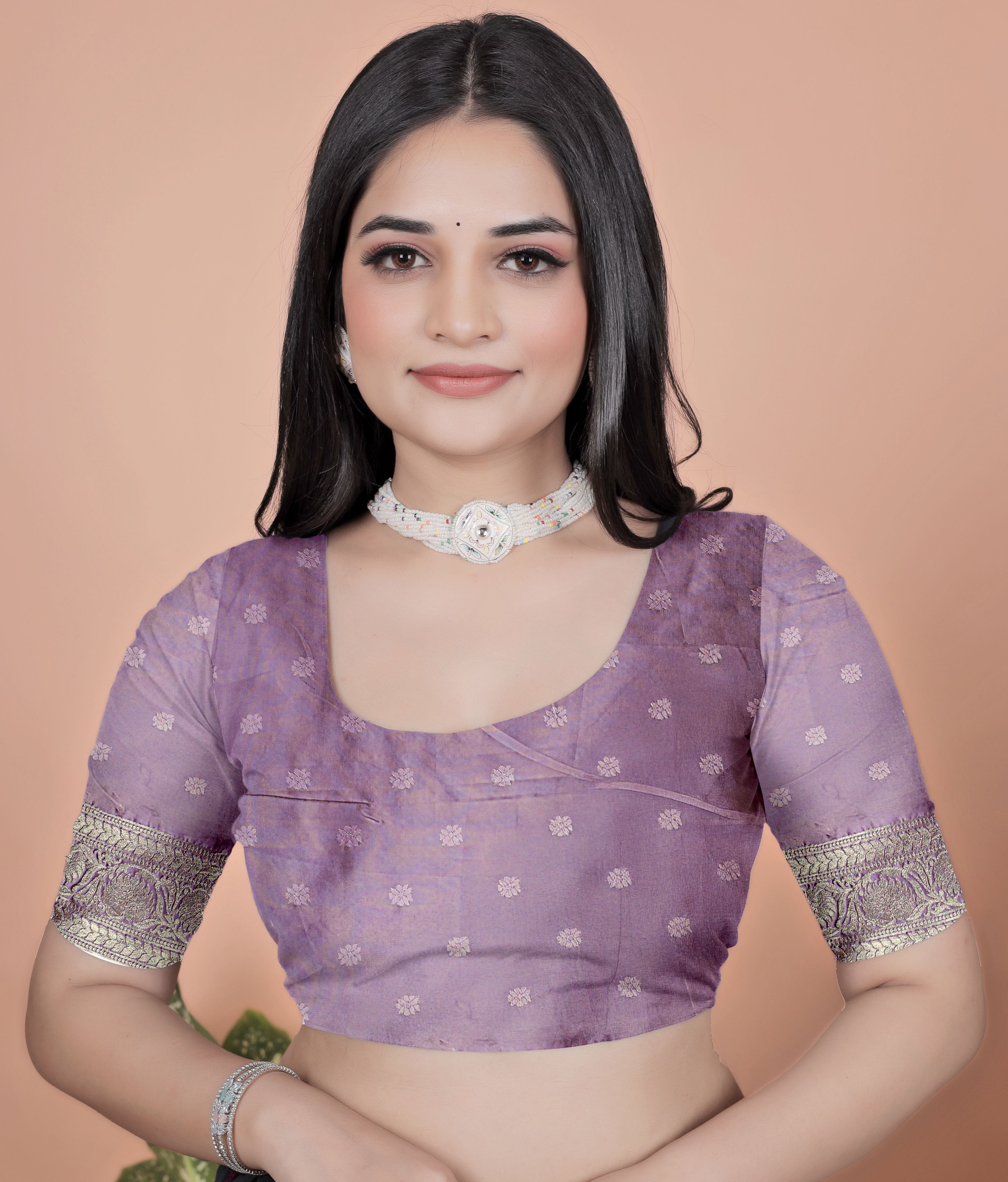 Banarasi Silk Saree with Gold Zari Butti & Ornate Pallu with 4 color option ✨💠