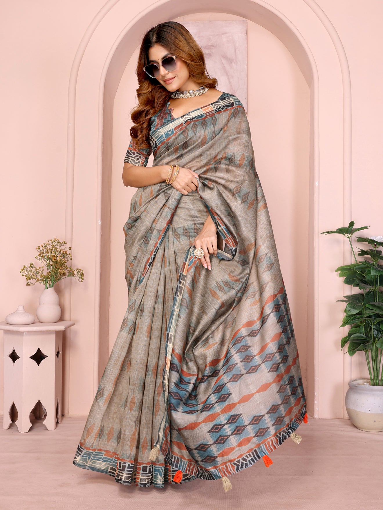 Grey & Rust Patterned Black Chanderi Saree