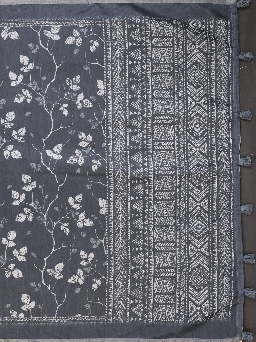 Charcoal Grey Floral Printed Chanderi Saree  | Elegant Patterned Pallu & Subtle Border  | Lightweight Traditional Saree with Matching Blouse Piece – 5.5 Meters