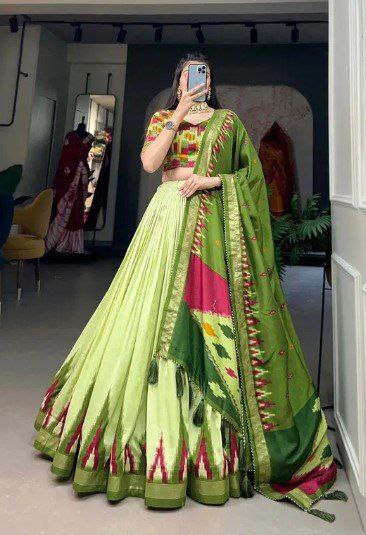 🌸✨ Blossom Boldly – Radiate Charm in Floral Printed Lehengas ✨🌸