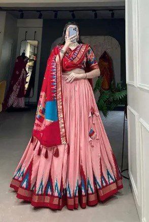 🌸✨ Blossom Boldly – Radiate Charm in Floral Printed Lehengas ✨🌸