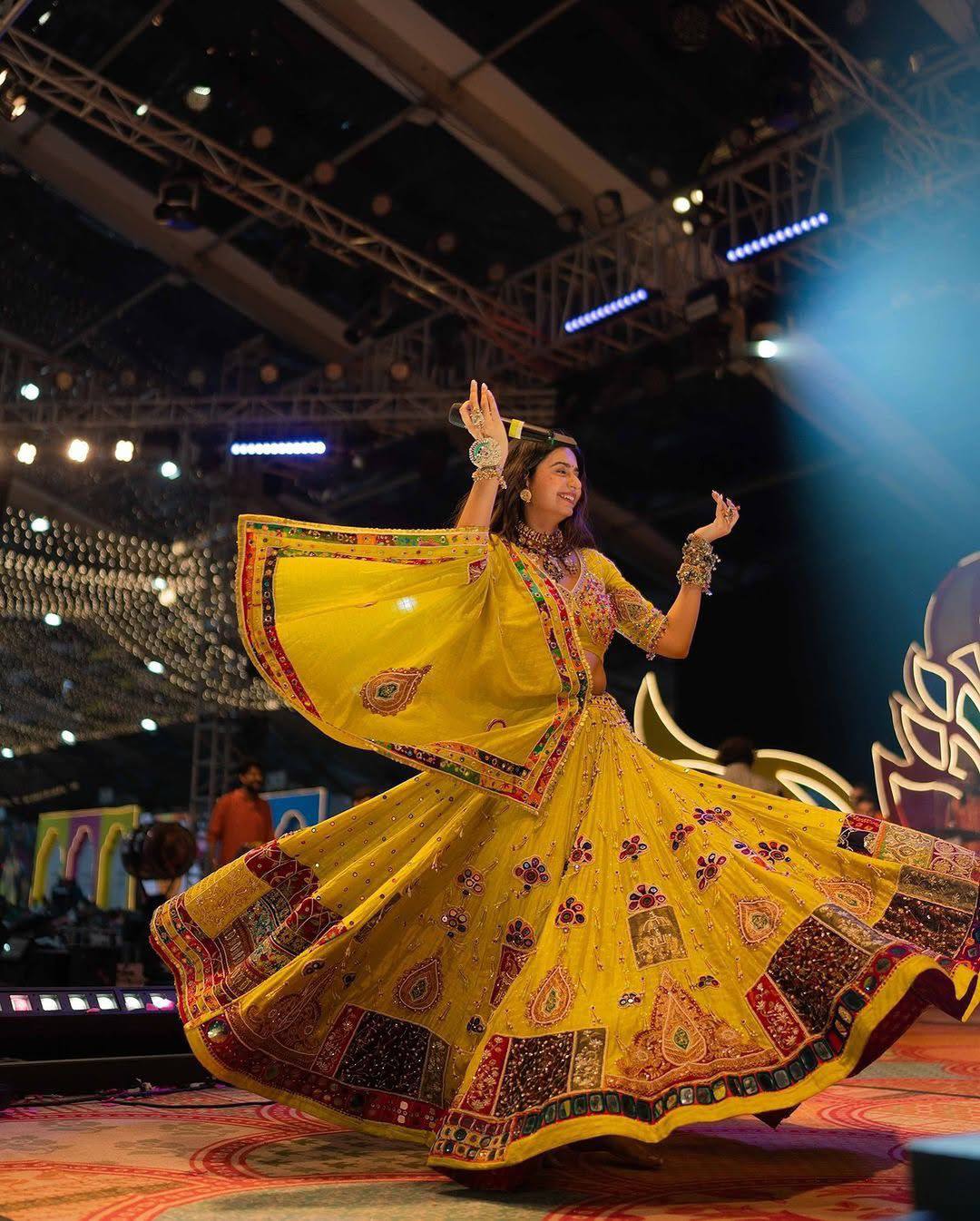 NEW TRENDING NAVRATRI SPECIAL CHANIYA CHOLI 💐❤️