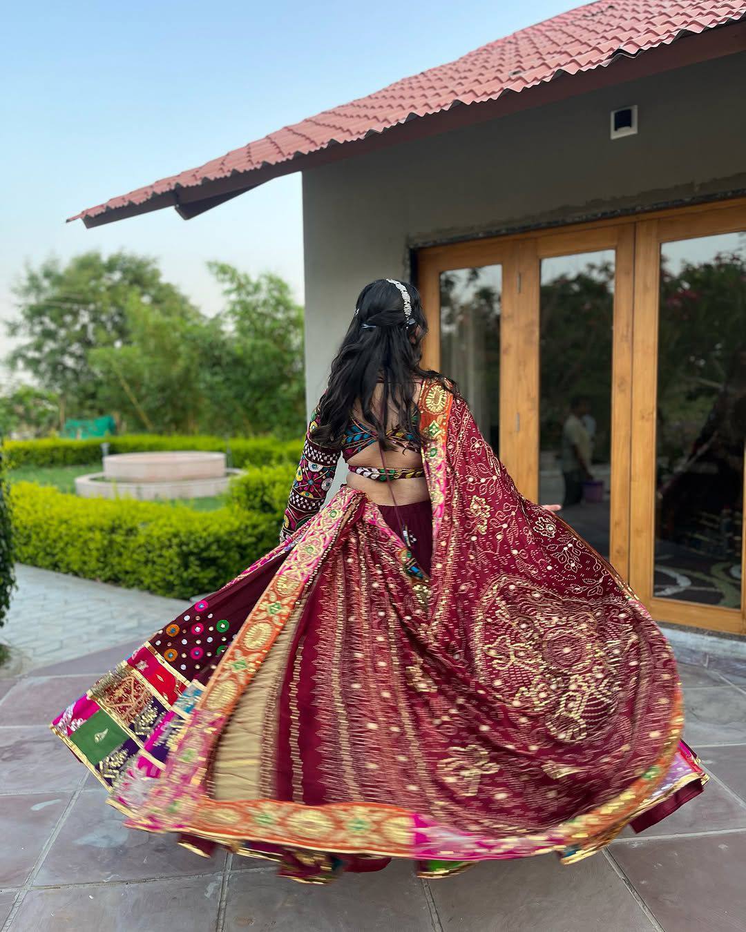 SERIES PRESENTING – NEW TRENDING NAVRATRI SPECIAL CHANIYA CHOLI 💐✨