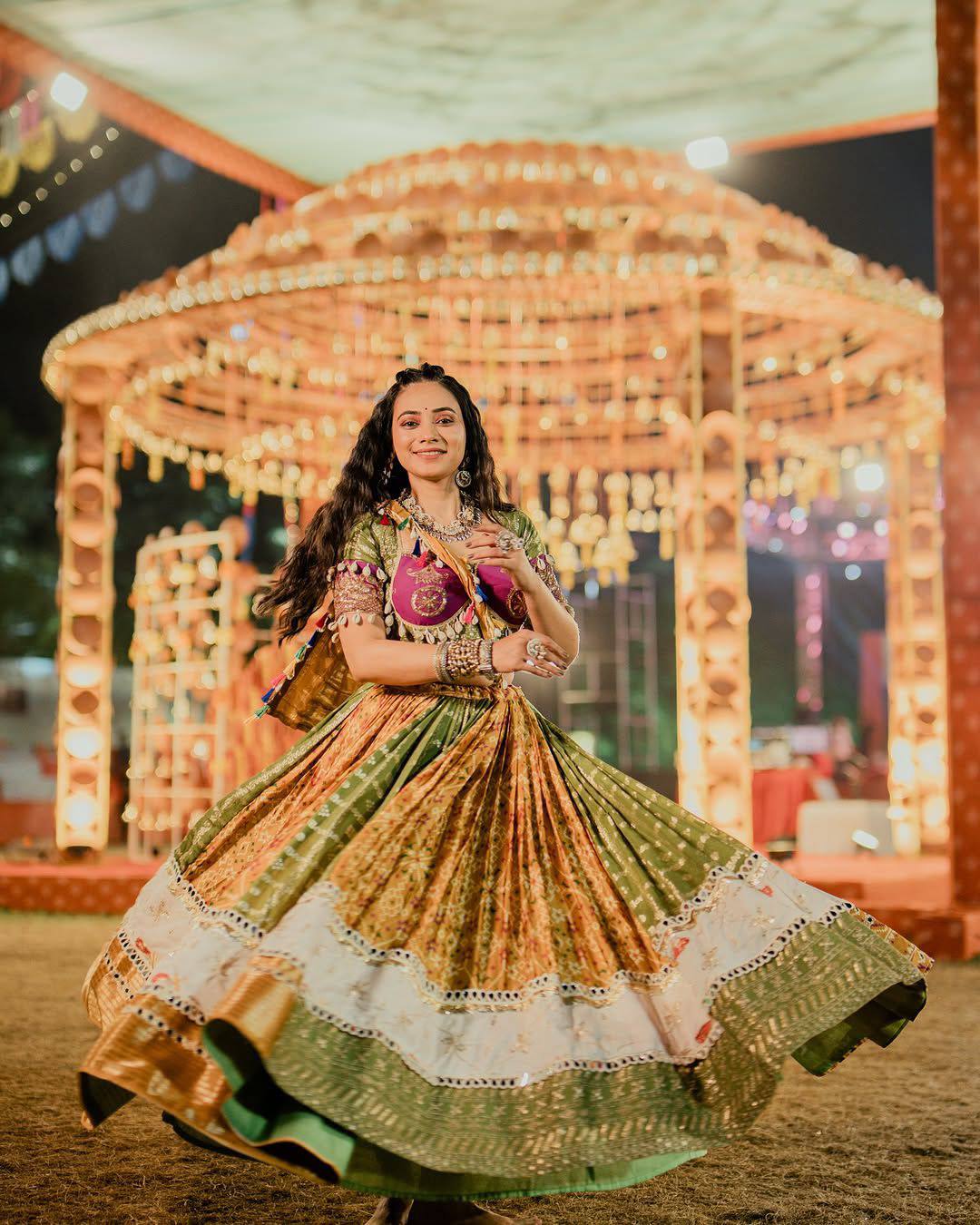 SERIES PRESENTING – NEW TRENDING NAVRATRI SPECIAL CHANIYA CHOLI 💐✨
