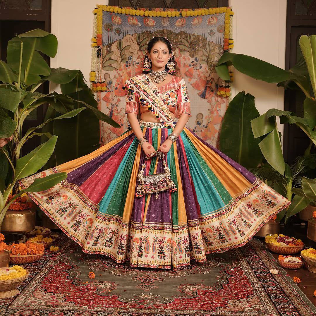 SERIES PRESENTING – NEW TRENDING NAVRATRI SPECIAL CHANIYA CHOLI 💐✨