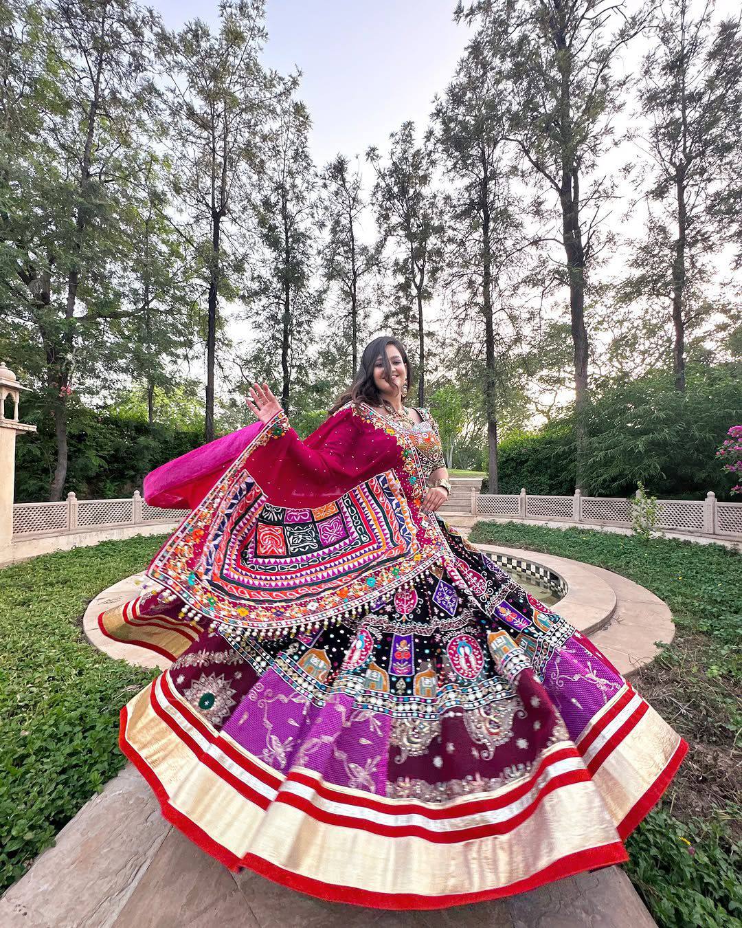 SERIES PRESENTING – NEW TRENDING NAVRATRI SPECIAL CHANIYA CHOLI 💐✨