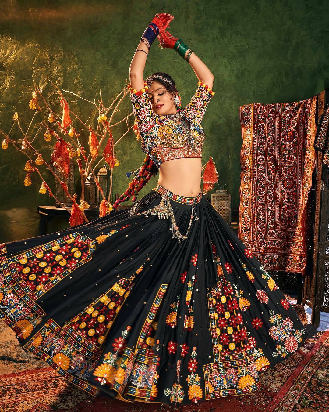 NEW TRENDING NAVRATRI SPECIAL CHANIYA CHOLI 💐❤️