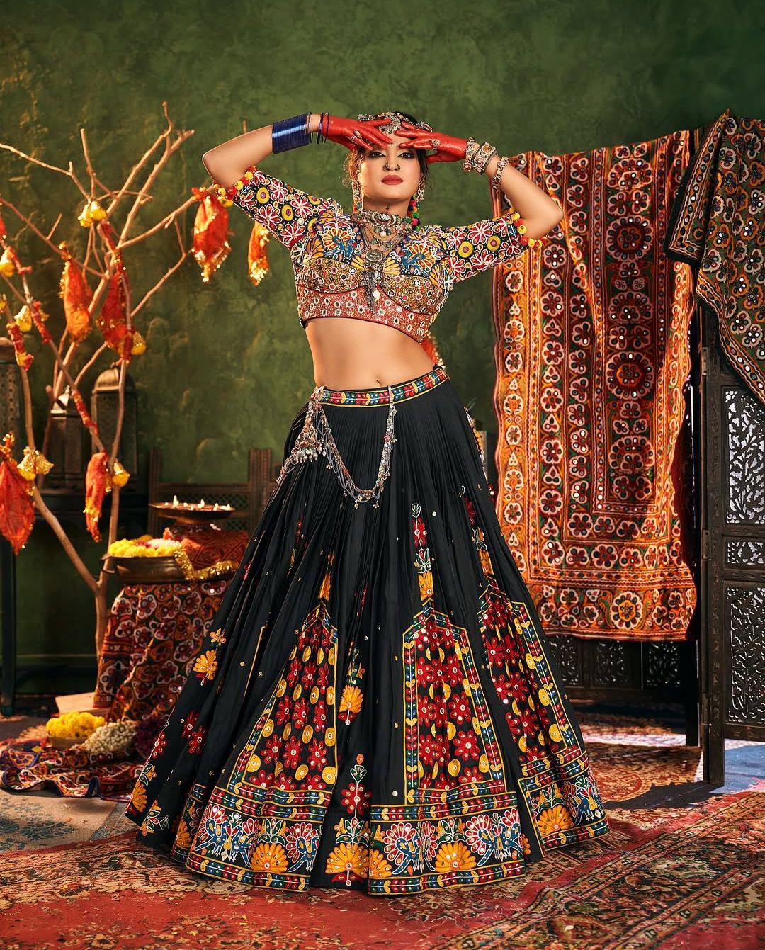 NEW TRENDING NAVRATRI SPECIAL CHANIYA CHOLI 💐❤️