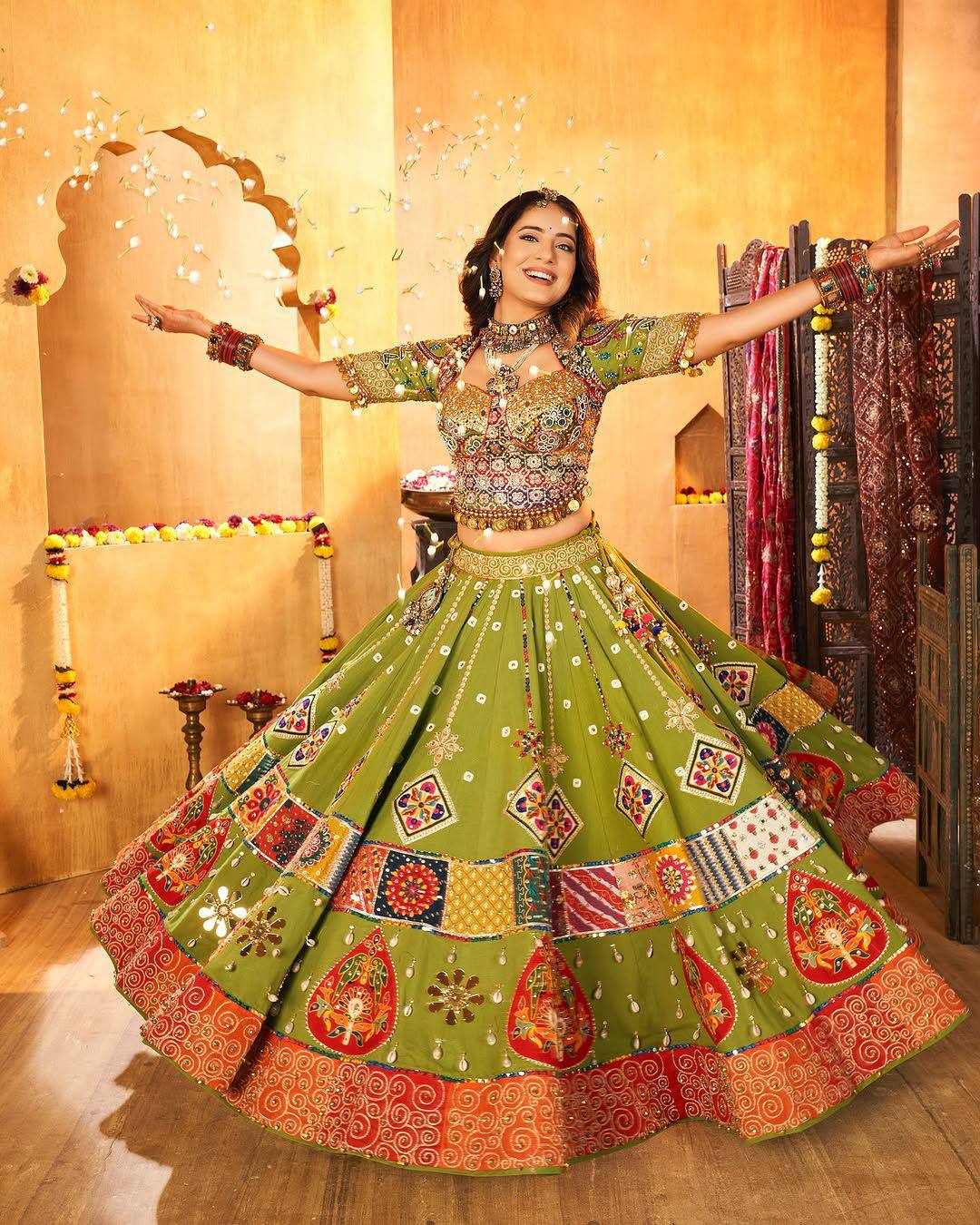 NEW TRENDING NAVRATRI SPECIAL CHANIYA CHOLI 💐❤️ 🌟