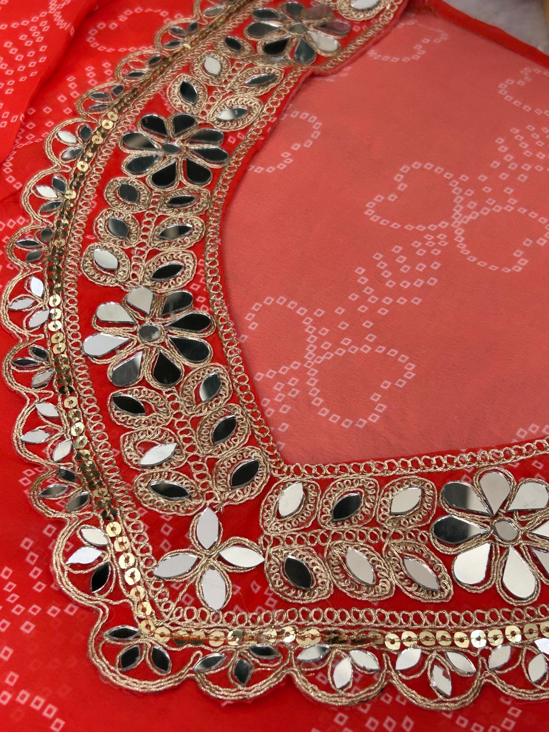 Step into comfort & class with our Baggy Style Anarkali Kurti Set 💃