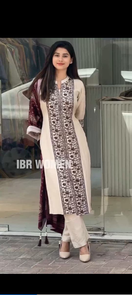 Premium Chanderi Silk 3-Piece Kurti Set with Heavy Multi Embroidery & Pure Chinon Dupatta