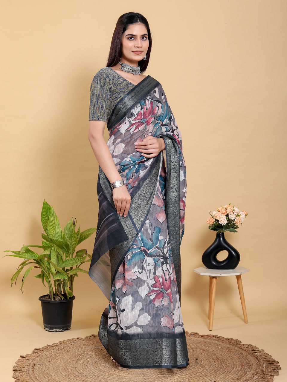 Abstract Grey & Black Floral Linen Cotton Saree | Modern Jacquard Patta Saree with Charcoal Metallic Border