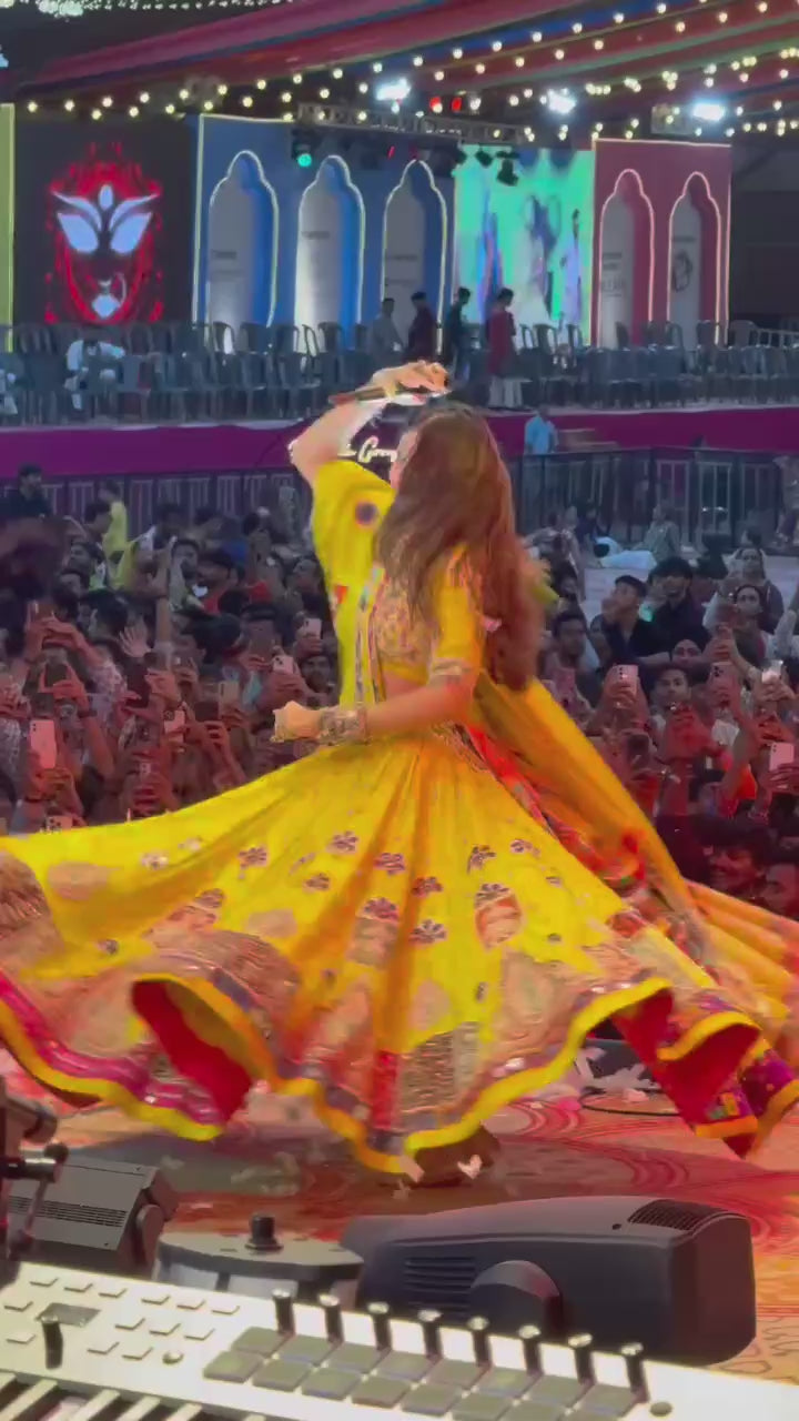 NEW TRENDING NAVRATRI SPECIAL CHANIYA CHOLI 💐❤️